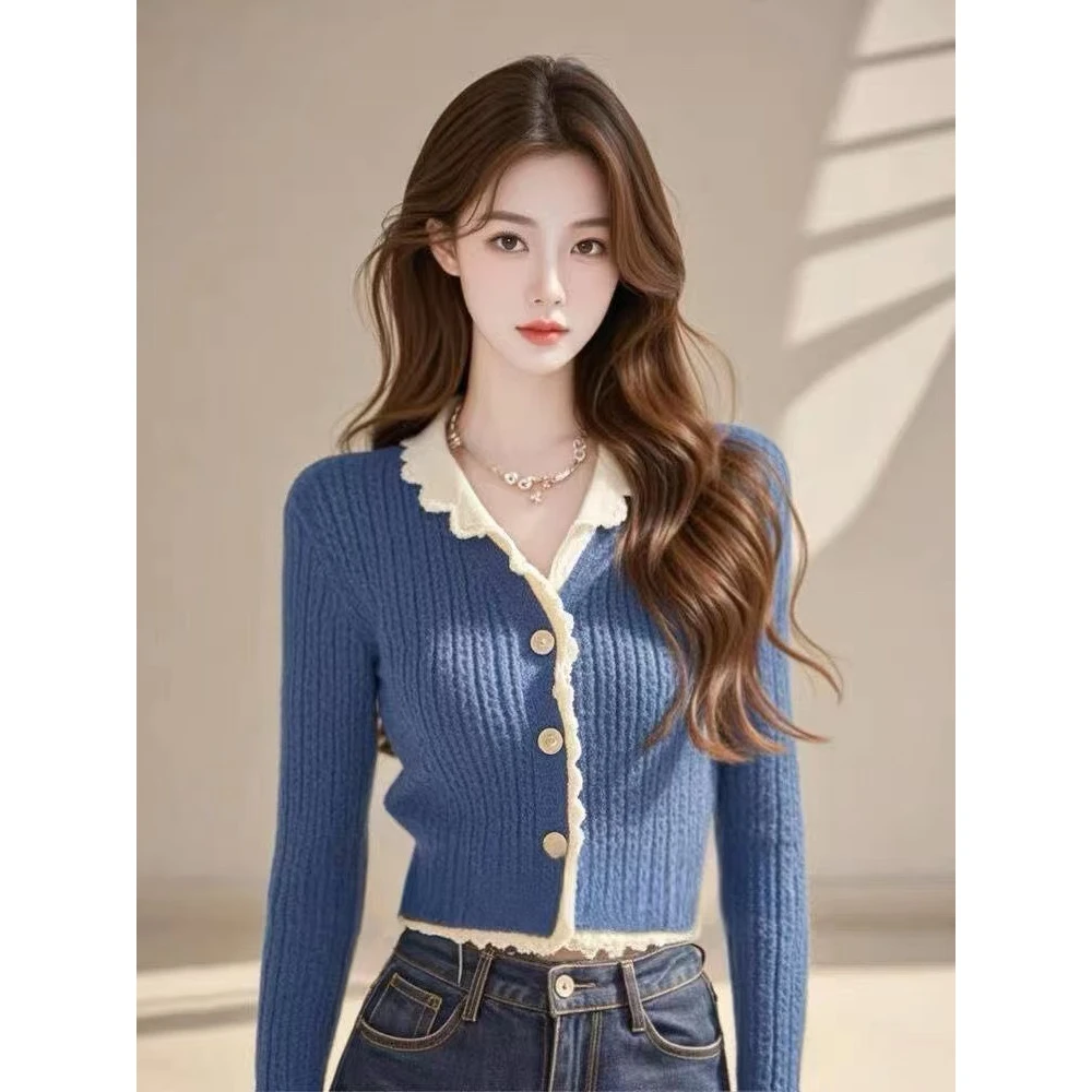 蓝色针织衫女春秋2025新款高级感短款毛衣长袖时尚上衣修身打底衫