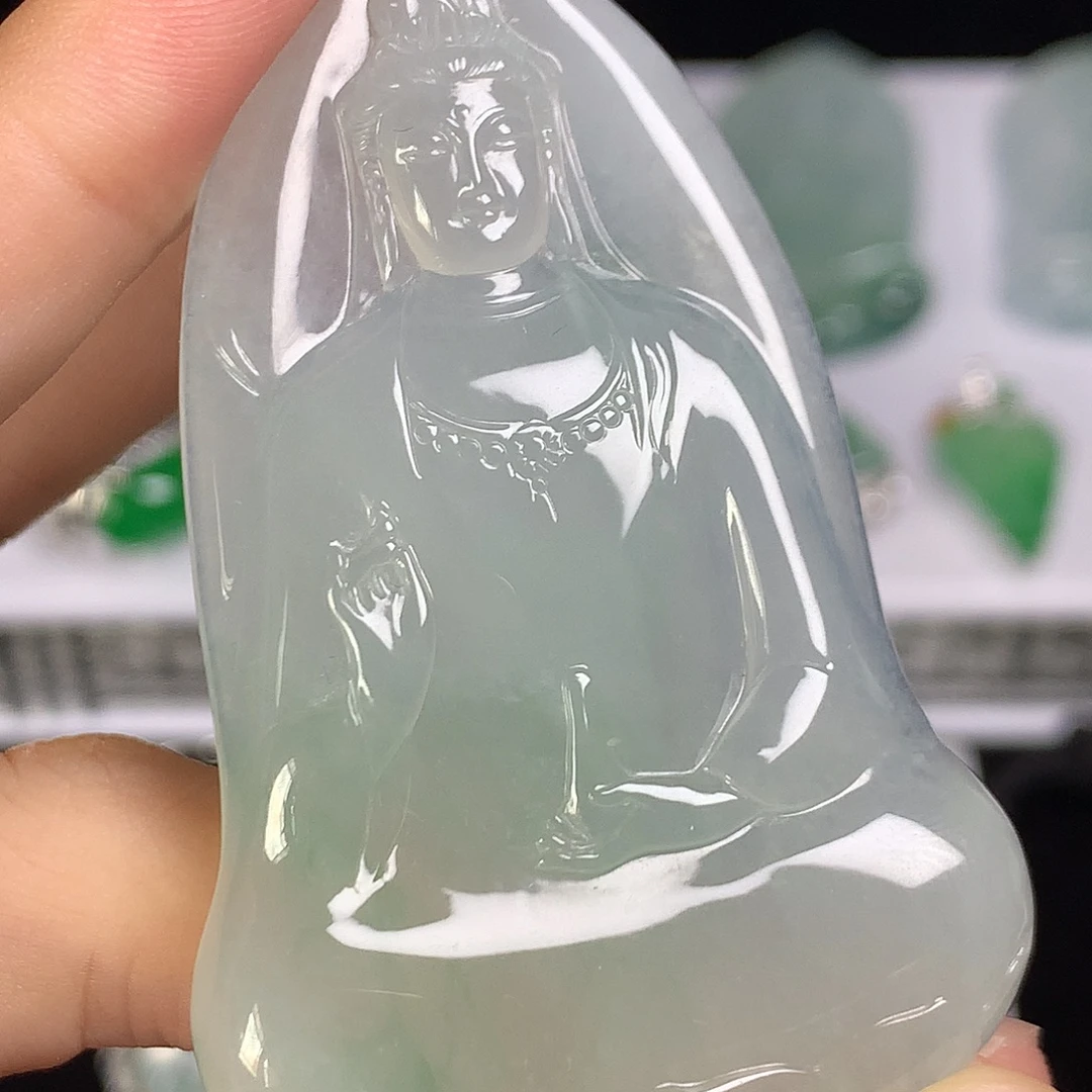 颈饰未镶嵌翡翠观音