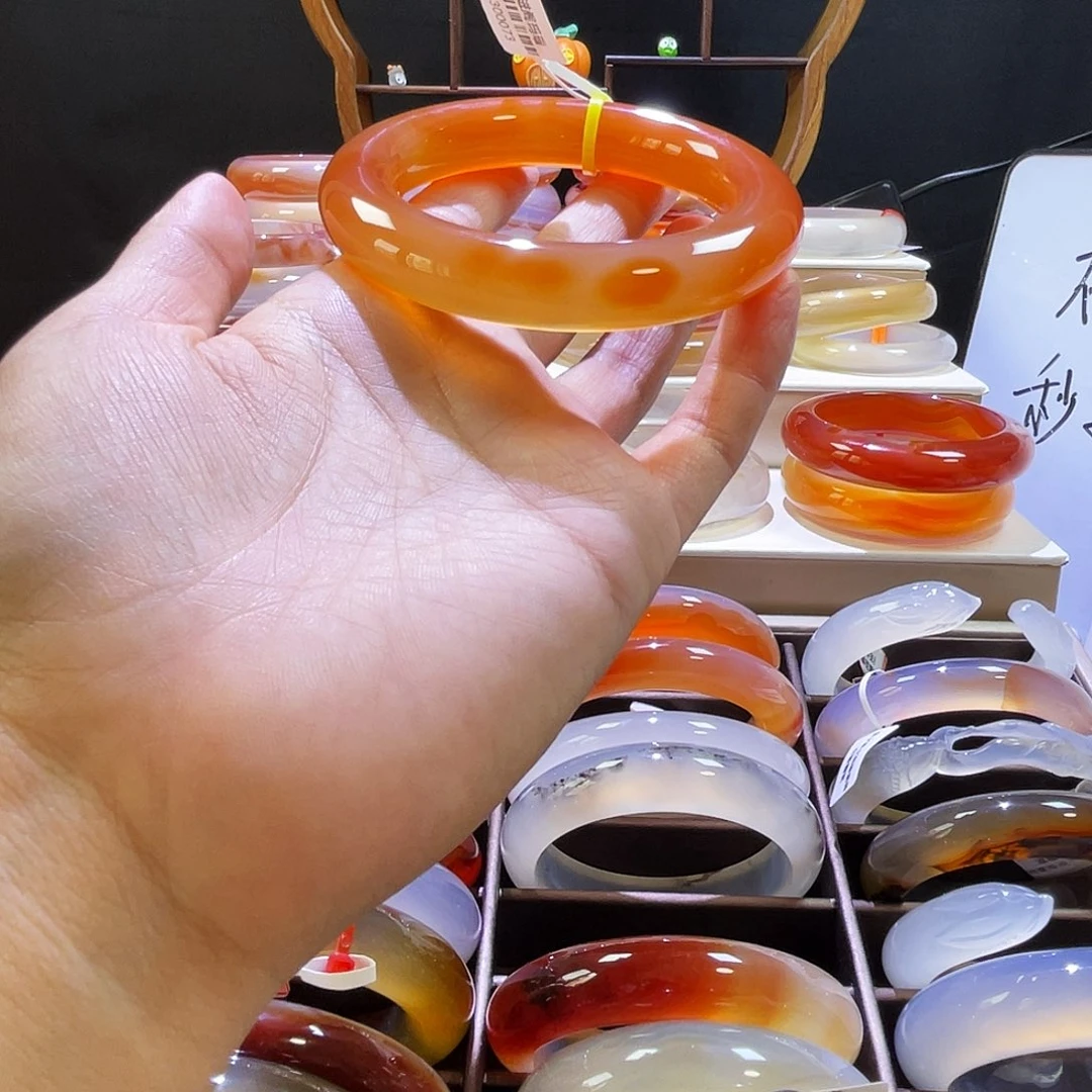 手镯玛瑙/玉髓未镶嵌