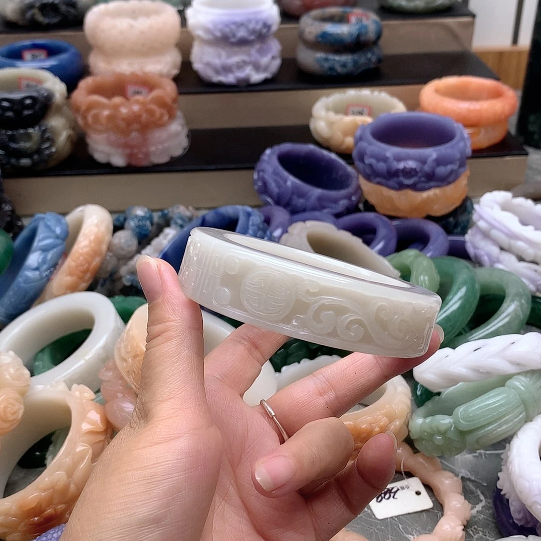 石英质玉未镶嵌毛衣链