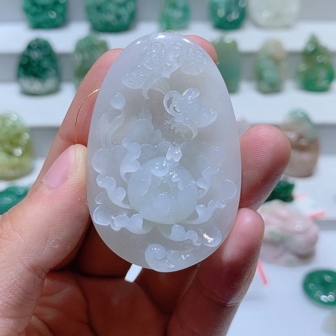 独山玉未镶嵌吊坠