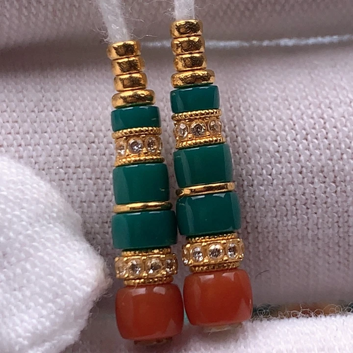 绿松石车挂18K金镶嵌