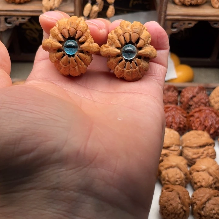 吊坠文玩核桃吞噬