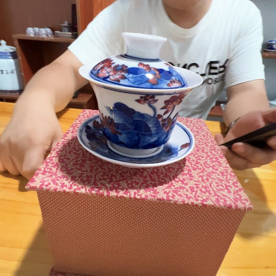 瓷片景德镇陶瓷青花荷花马蹄盖碗一只