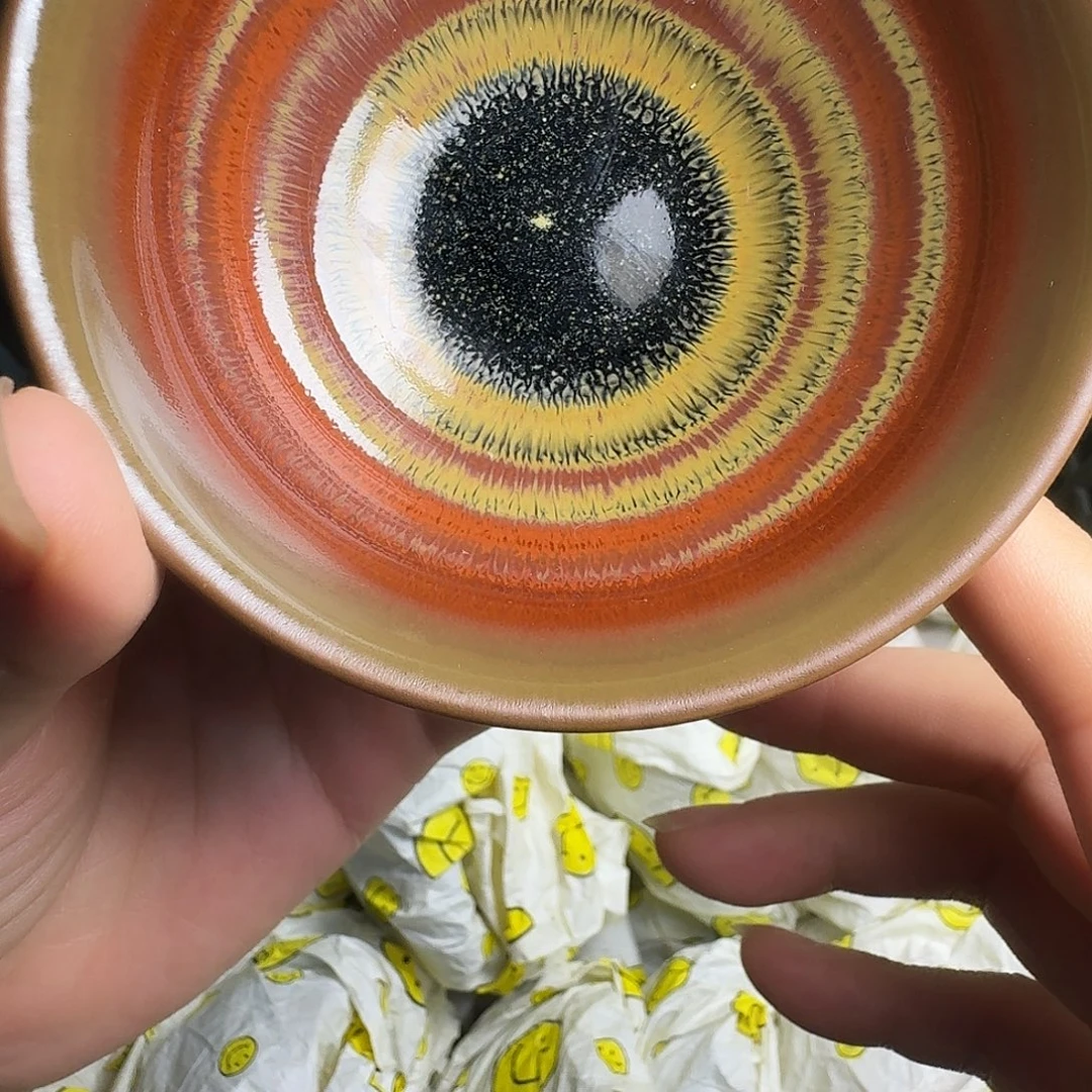 茶盏是因为她没有那么坚强