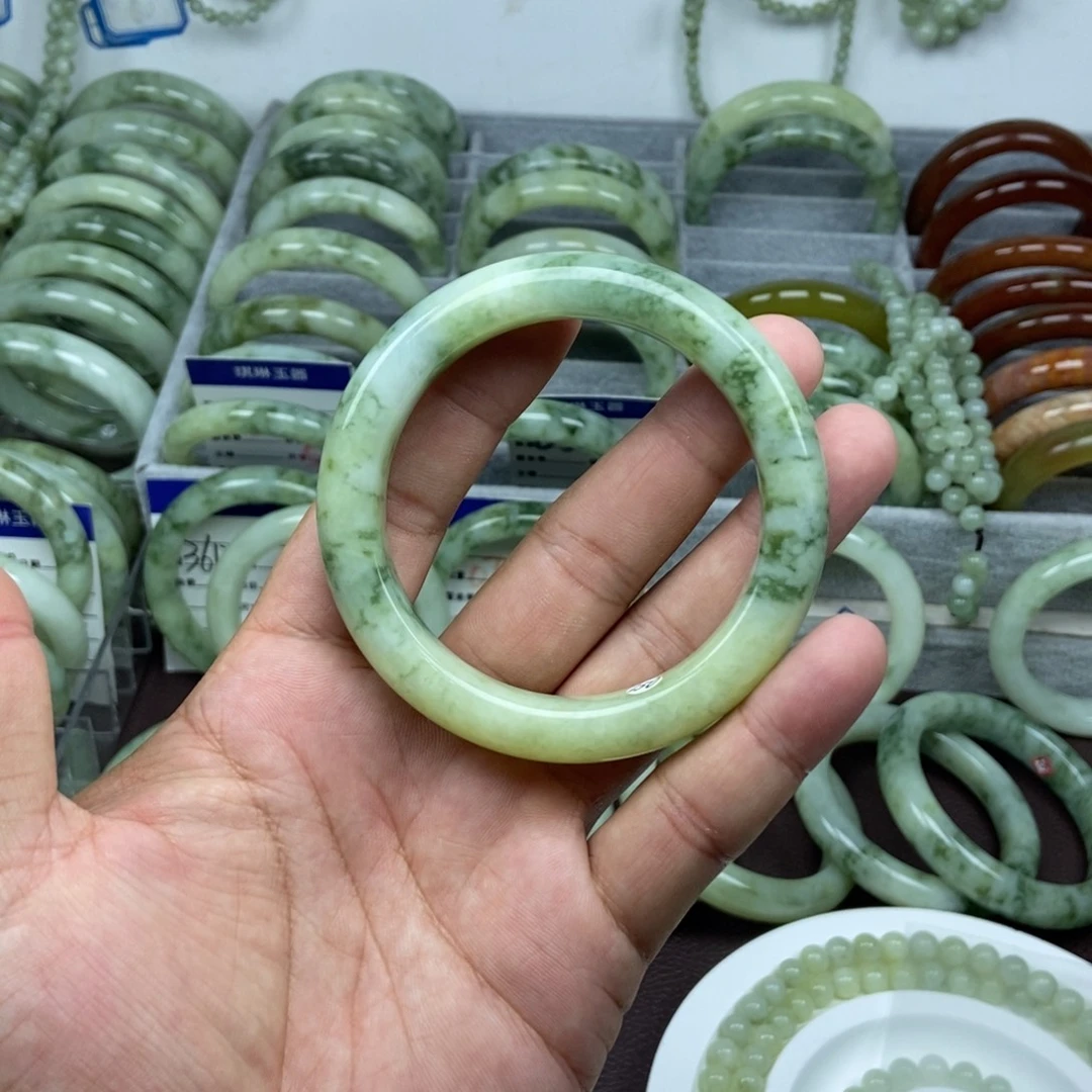 洛***兮未镶嵌蛇纹石玉手镯