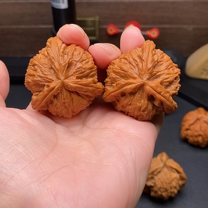 现***在把件文玩核桃白奔