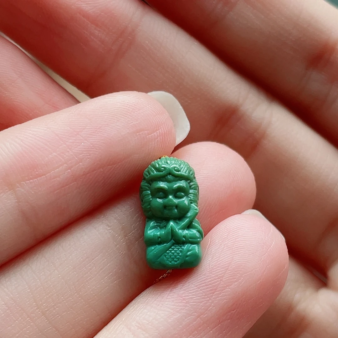 未镶嵌绿松石颈饰
