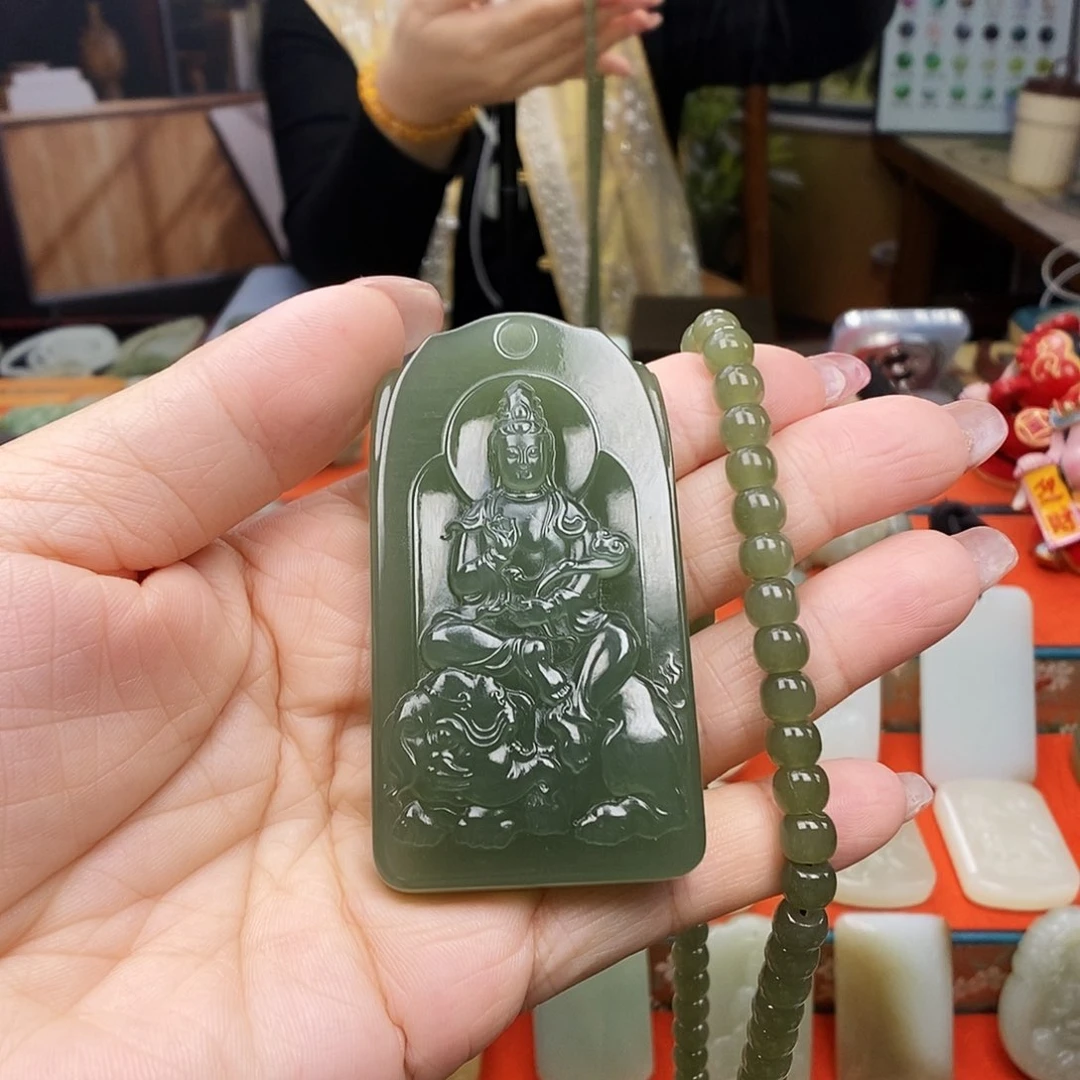 颈饰未镶嵌和田玉秋****舍