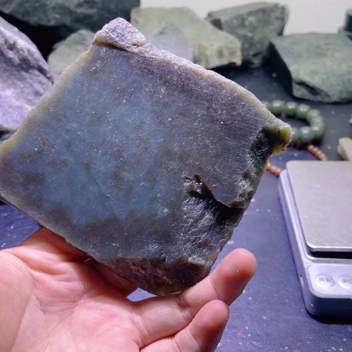 @***者和田玉未镶嵌珠宝半成品