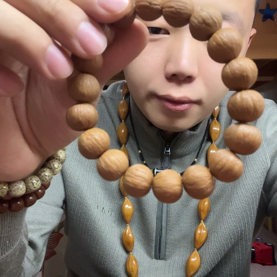 叮***猫猴头核桃吊坠聚宝盆