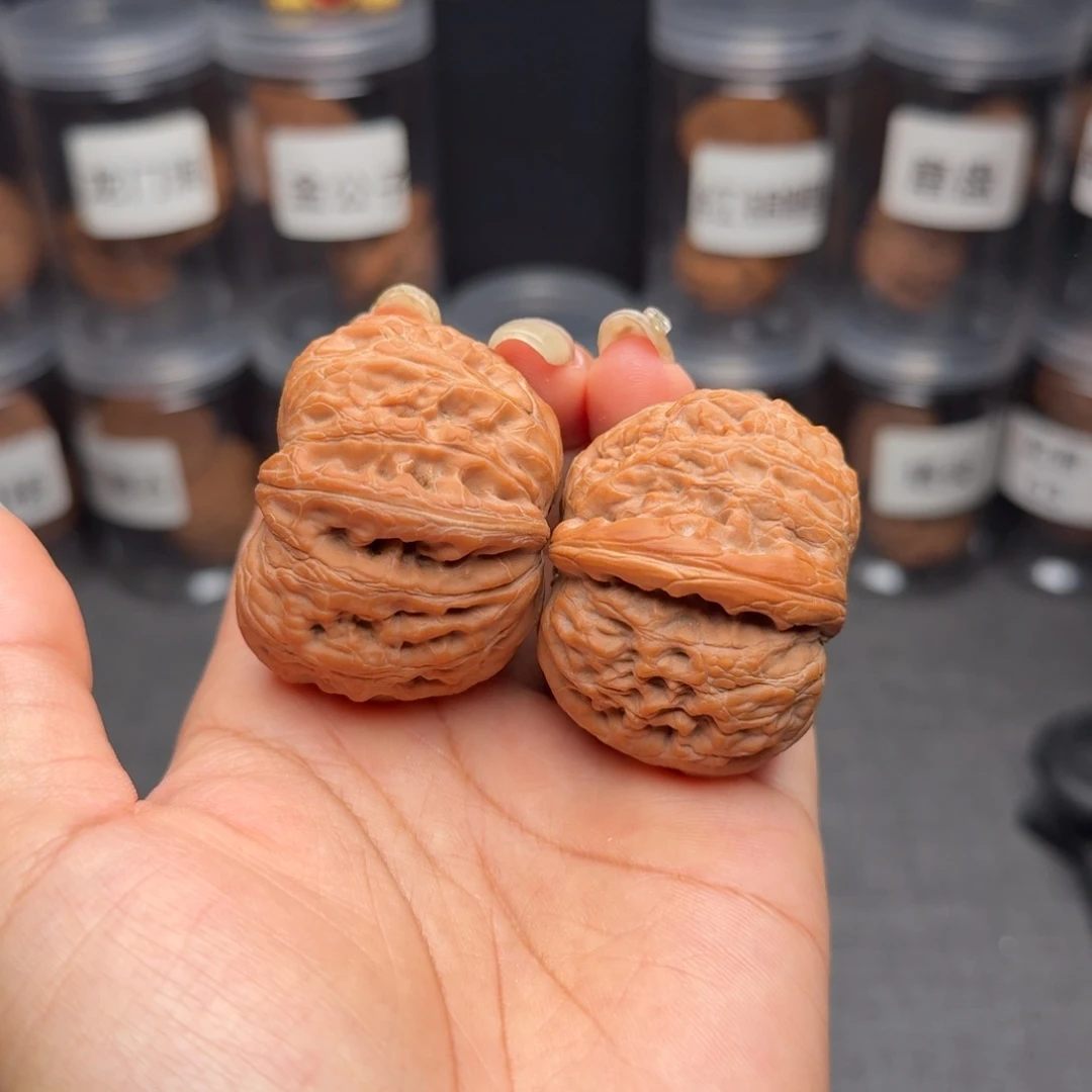 文玩核桃把件平谷元宝