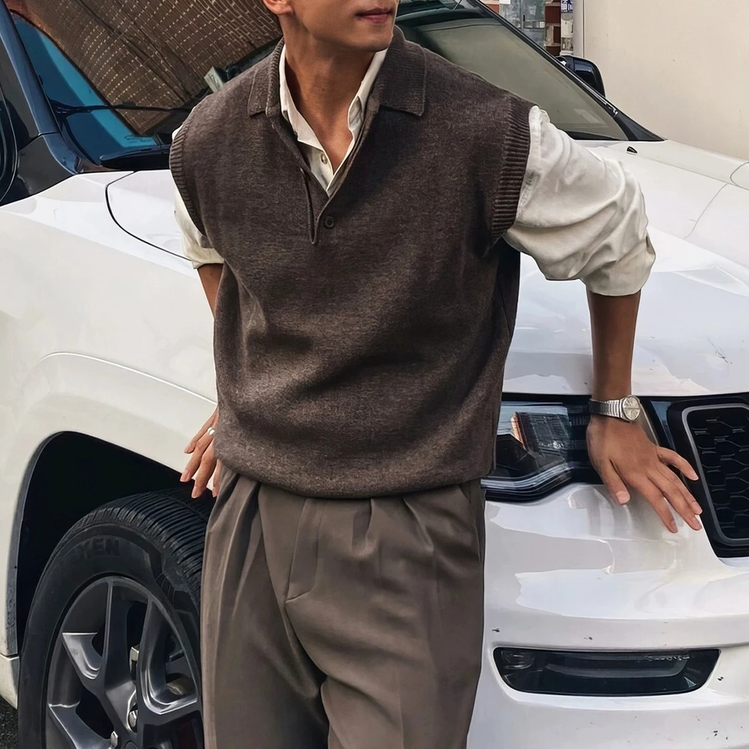 ZOCI韩版休闲polo领针织衫时尚马甲秋冬小众美拉德深棕色毛衣背心