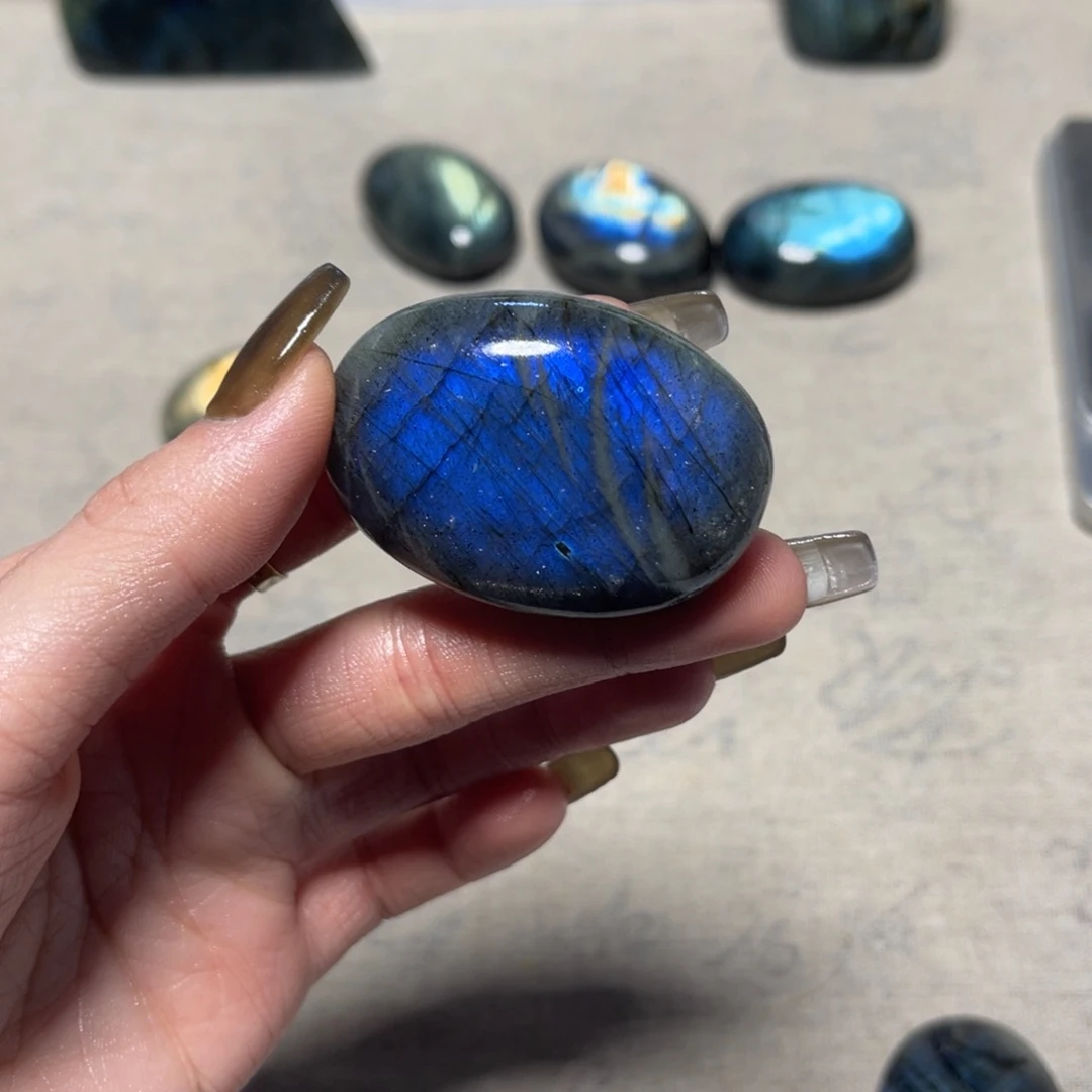 拉长石手把件把玩