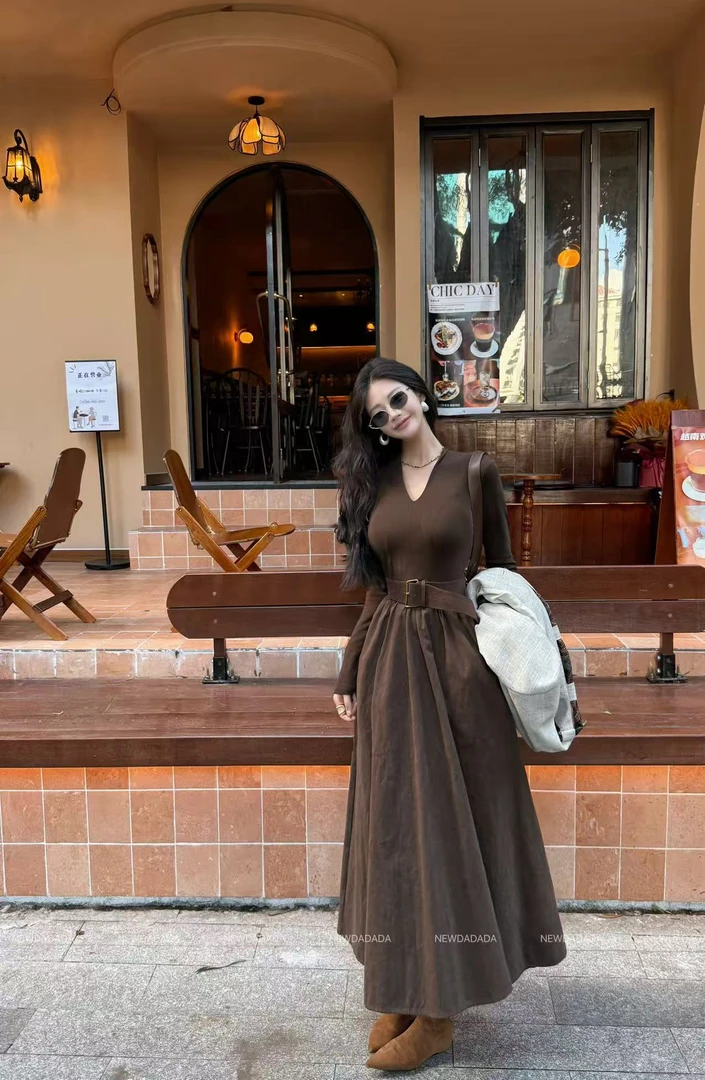 利达NEW DADADA轻奢赫本风长款法式显瘦时尚百搭气质连衣裙TFM999