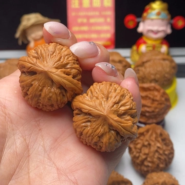 核桃文玩核桃莲花35尺