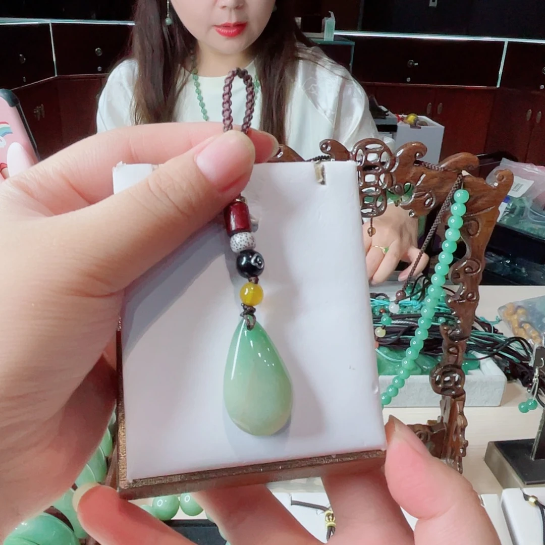 未镶嵌密玉（石英质玉）珠宝半成品
