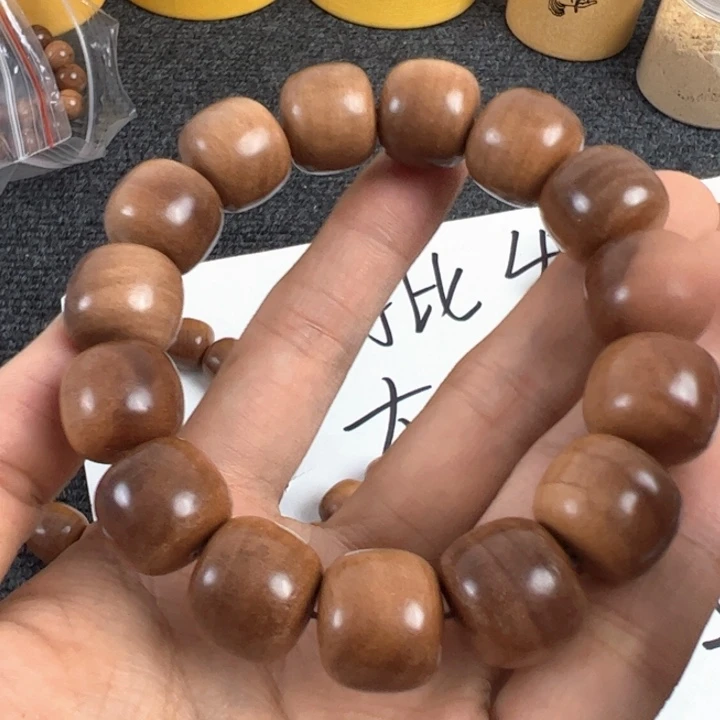 .***火木檀香1516供奉料………………瑕疵