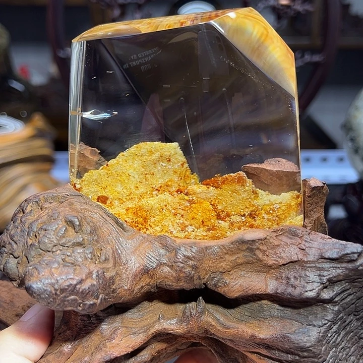 未镶嵌大型摆件（非配饰）发晶金山金字塔