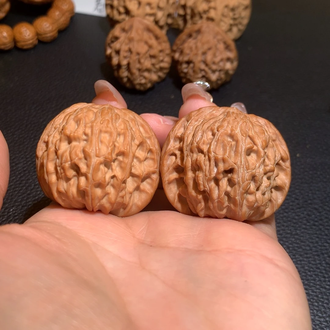 文玩核桃把件原桩无药山地磨40