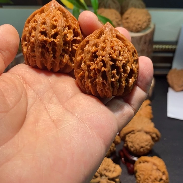 至***秦核桃精品文玩核桃