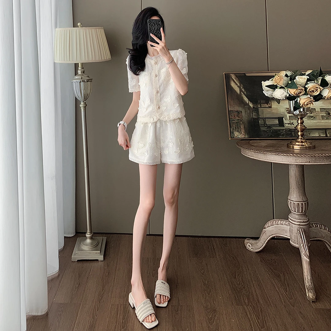 女夏新款小香风时尚气质减龄套装提花刺绣短袖上衣阔腿短裤两件套