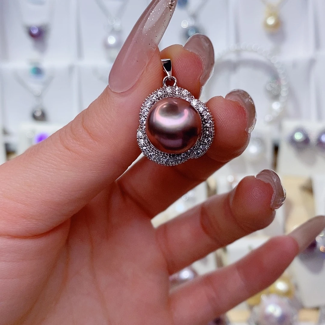 淡水珍珠吊坠(赠链)未镶嵌