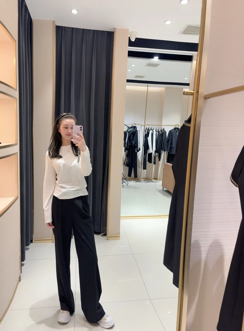 330122白色百搭T恤