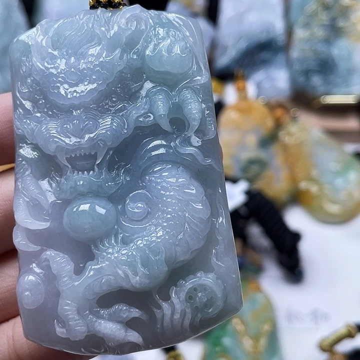 禛***颈饰未镶嵌翡翠天然