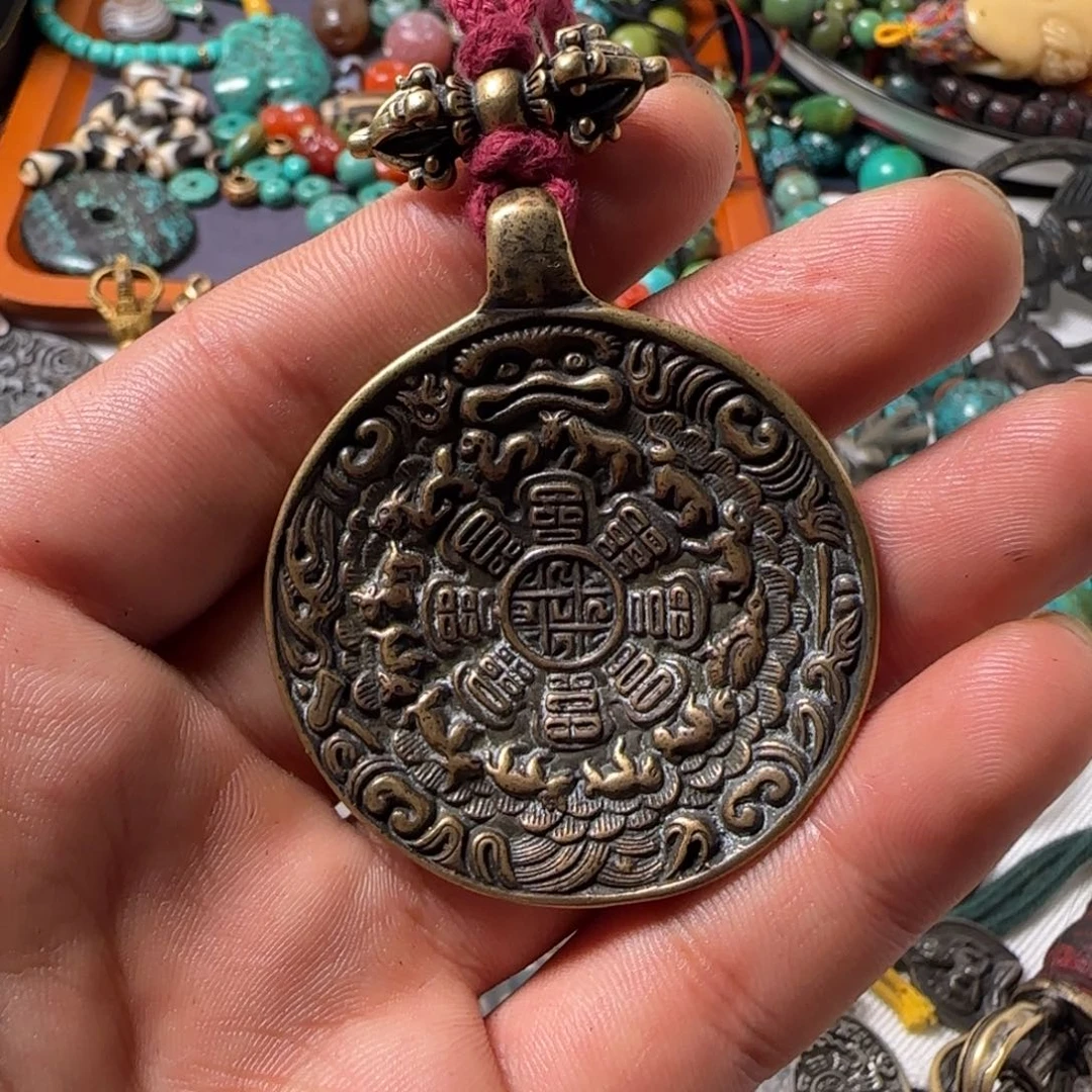 C***X颈饰玻璃啊啊啊啊啊啊