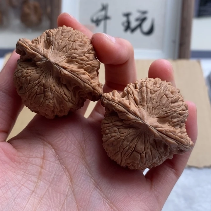 文玩核桃吊坠盛*泥鳅