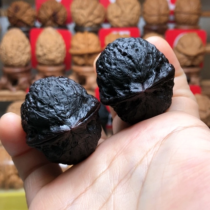 文玩核桃吊坠云南铁核桃