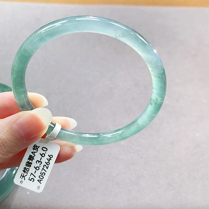 【闪购商品】未镶嵌手镯翡翠
