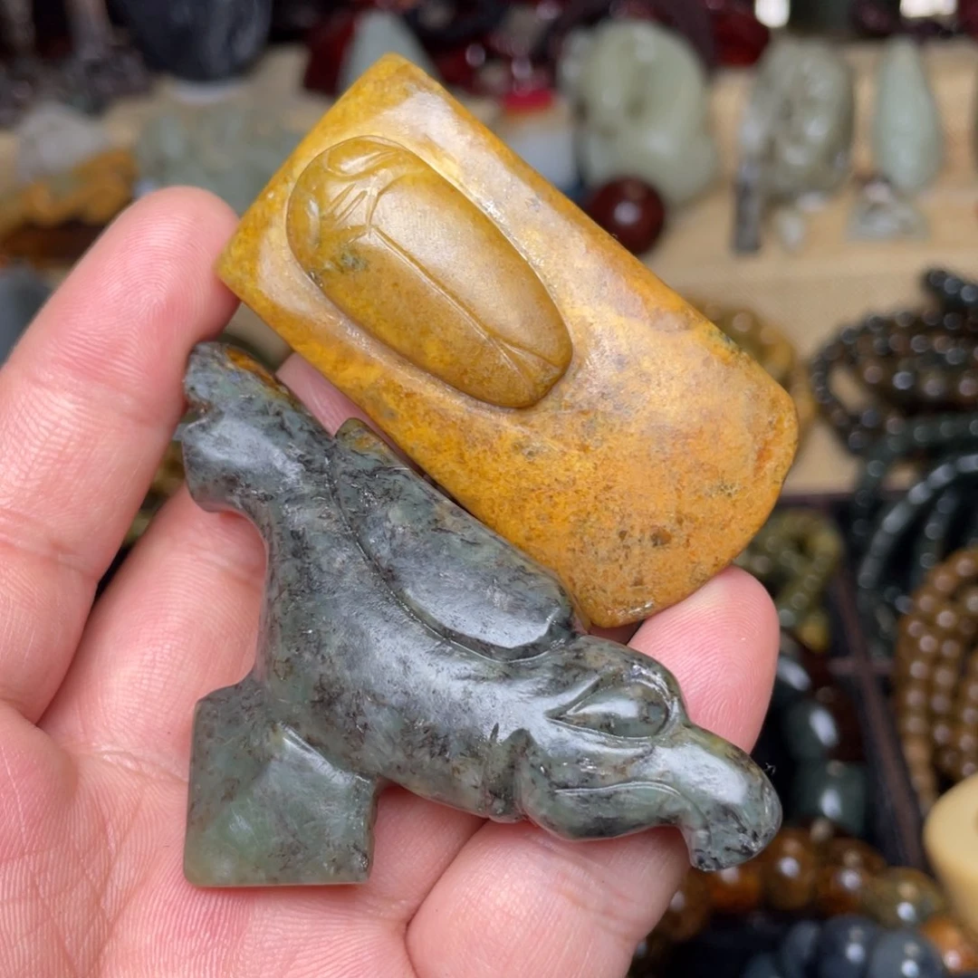 *****岫岩河磨玉（透闪石质玉）未镶嵌颈饰俩