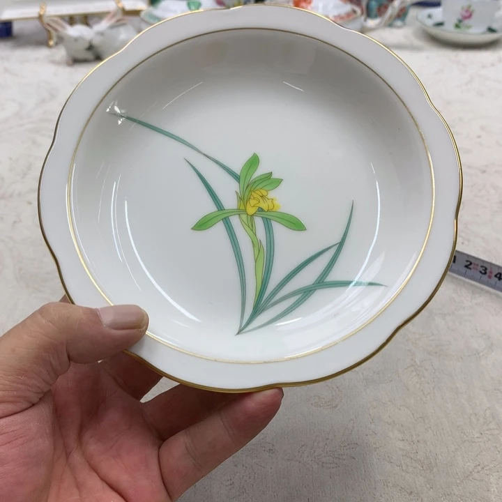 瓷片哈哈哈哈哈哈