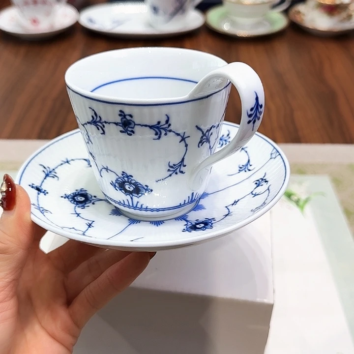 瓷片杯子杯子杯子水杯杯子水杯