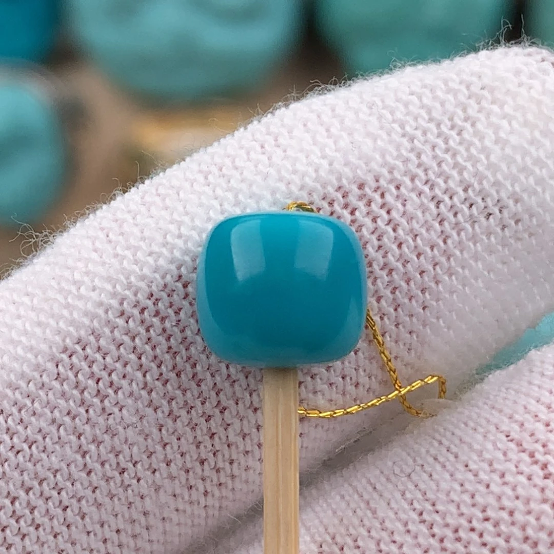 绿松石配饰未镶嵌卡8*7.6