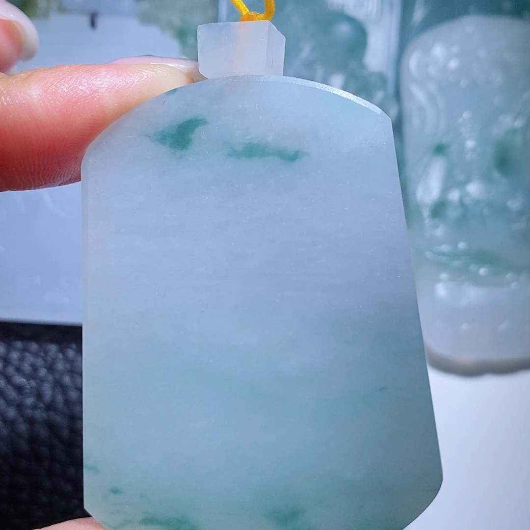 未镶嵌定制翡翠毛货付款后确认抛光