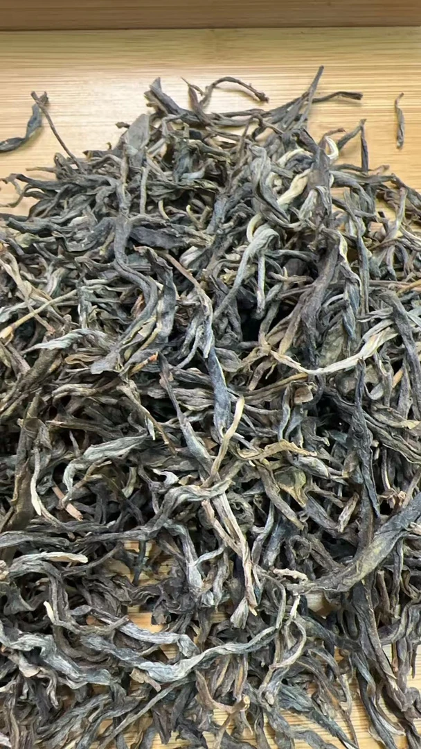 4月28日 500克 24年老曼峨甜茶  生茶散茶  QW571