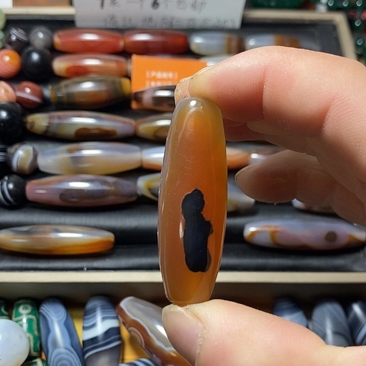 玛瑙/玉髓合金颈饰