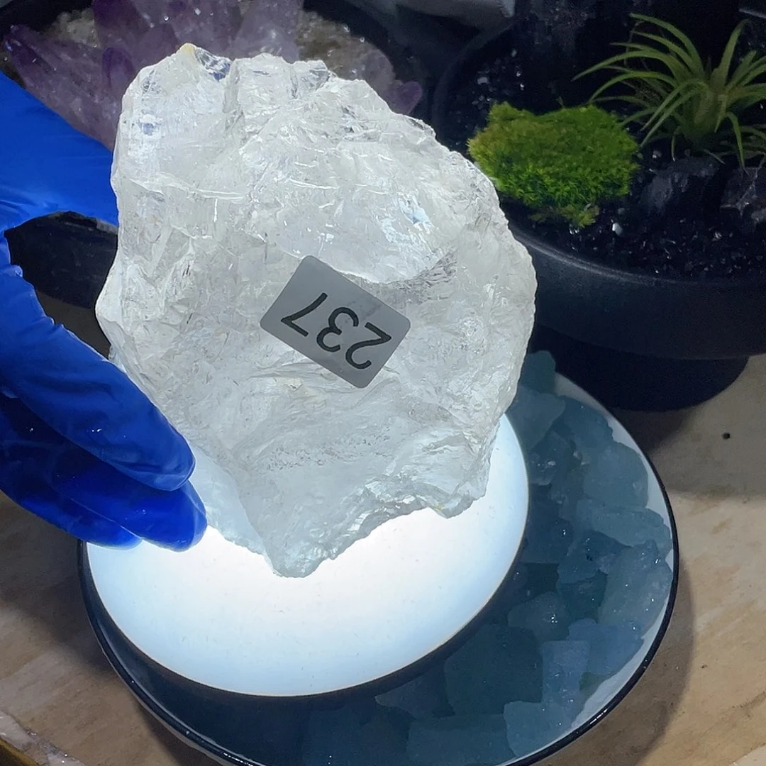 未镶嵌水晶珠宝半成品