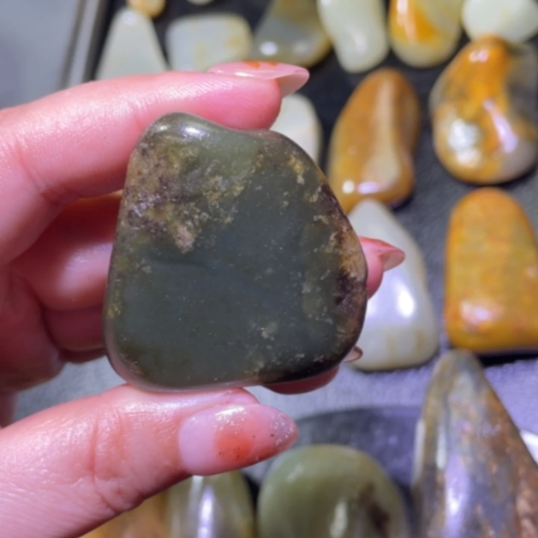 【闪购商品】颈饰未镶嵌和田玉