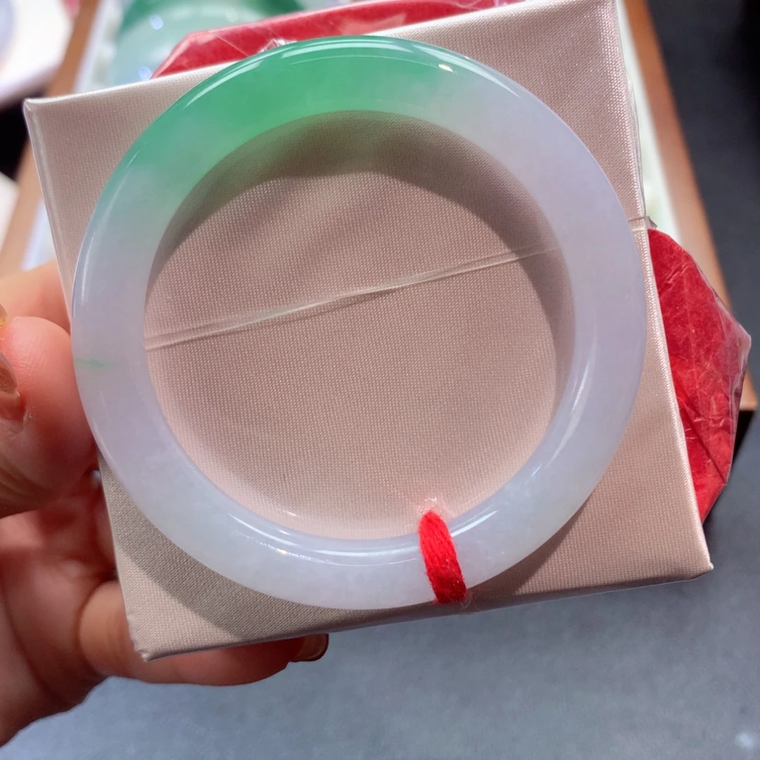 翡翠未镶嵌手镯15号