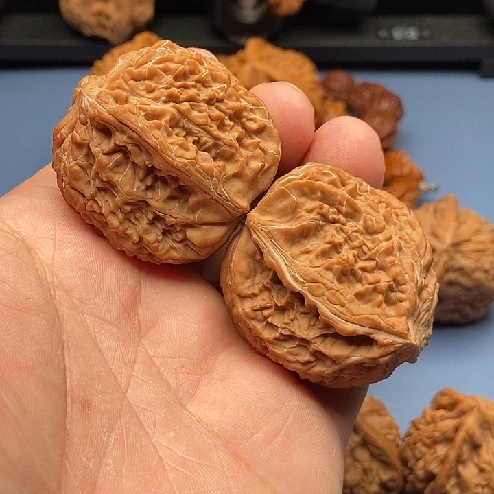 文玩核桃把件磨盘半壁