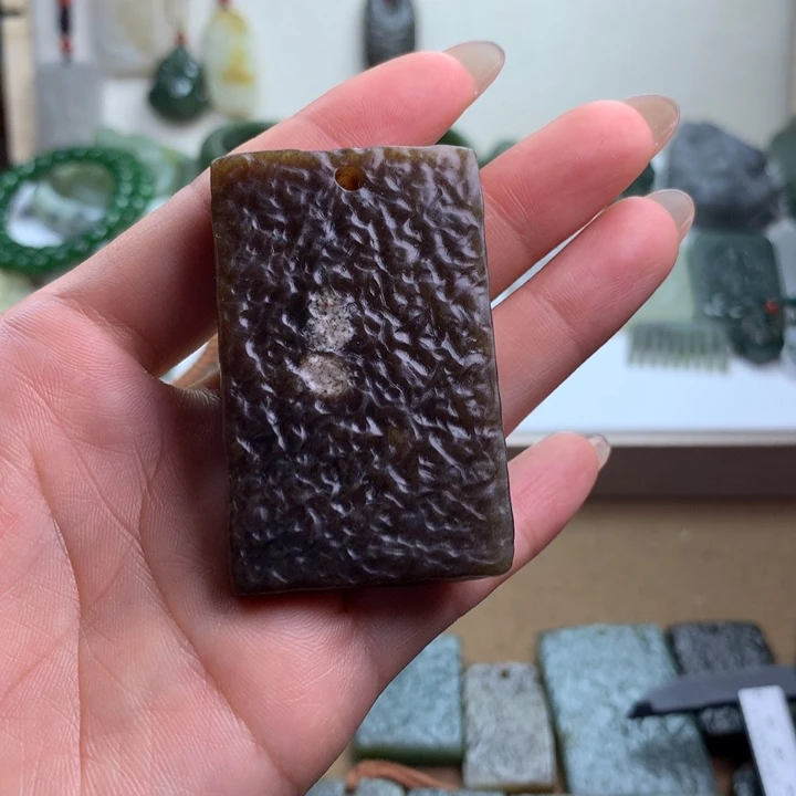 和田玉（糖玉）未镶嵌颈饰