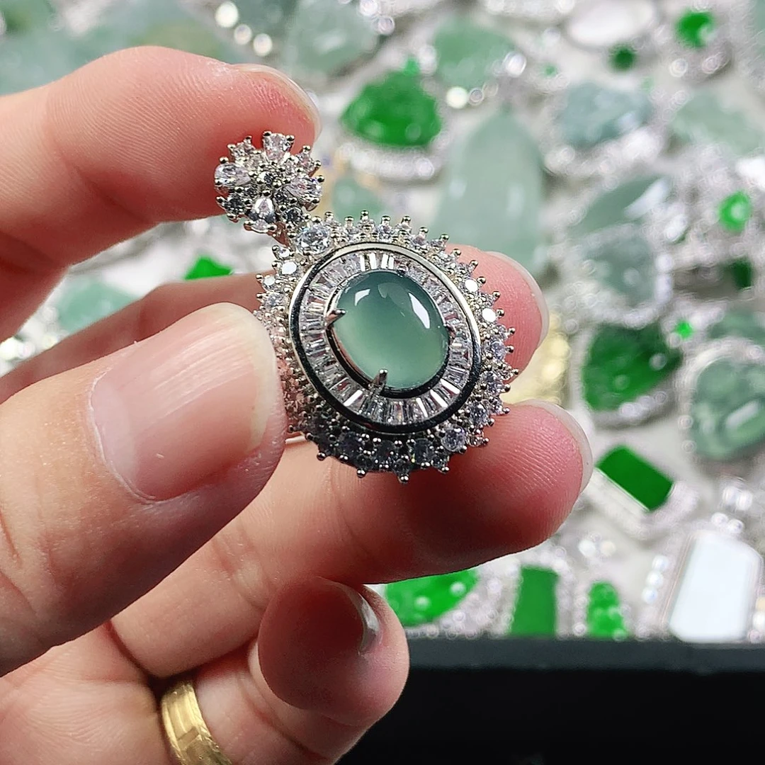 翡翠未镶嵌吊坠(不含链)