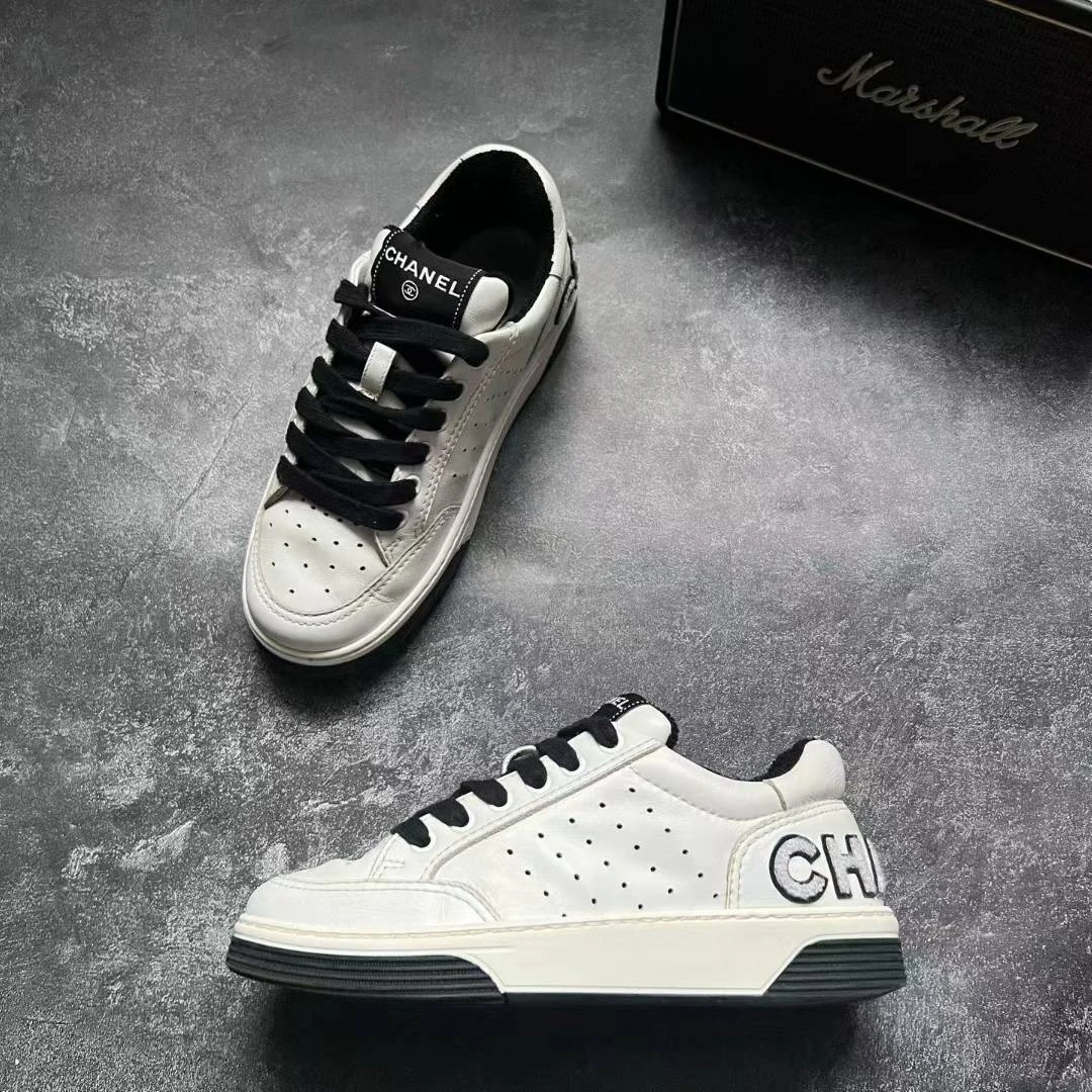 99新 Chanel/香奈儿 葡萄籽奢潮/CHANEL黑白熊猫板鞋/35码小白鞋