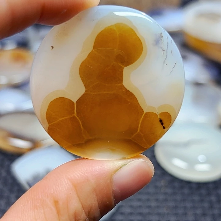 未镶嵌玛瑙/玉髓珠宝半成品