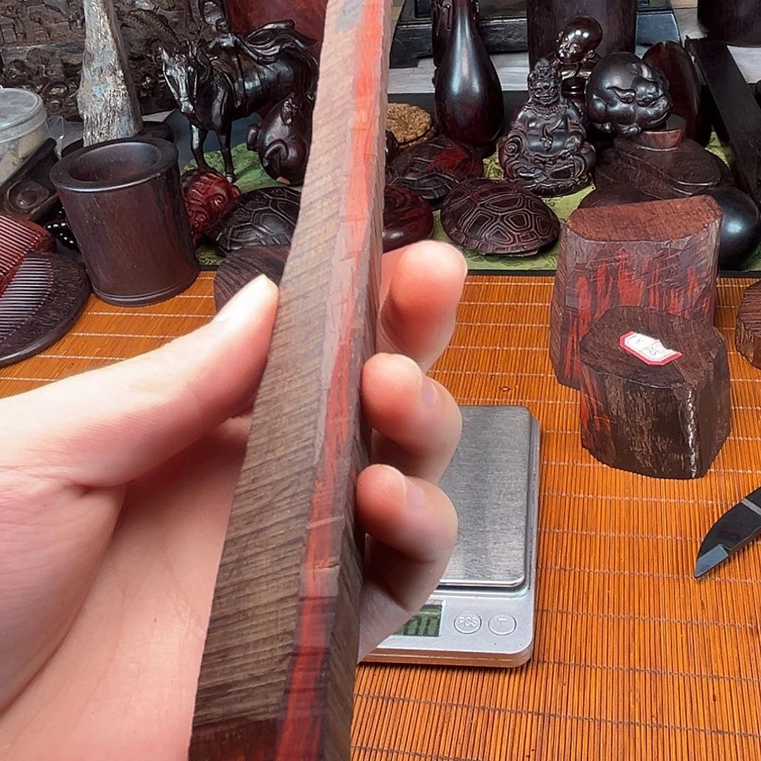 ****…檀香紫檀（小叶紫檀）