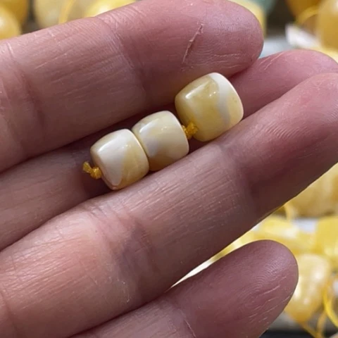 【闪购商品】裸石蜜蜡未镶嵌88号